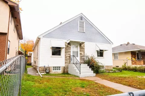 1219 6th Ave S, South Saint Paul, MN 55075
