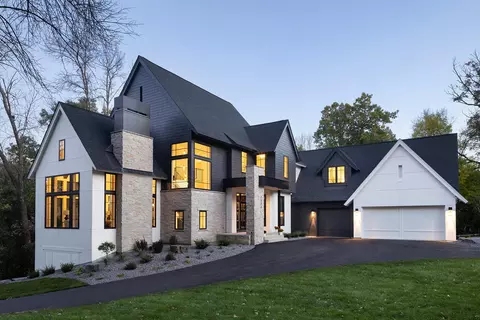 2326 Oakland Rd, Minnetonka, MN 55305