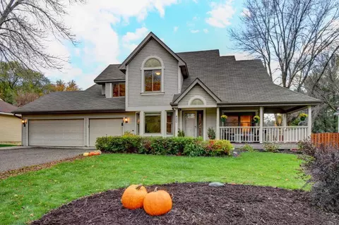 420 Koehler Rd, Vadnais Heights, MN 55127