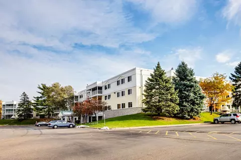 132 Demont Ave E #237, Little Canada, MN 55117