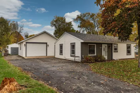 2711 Melrose St SE, Rochester, MN 55904