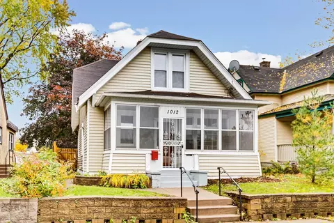 1012 Thomas Ave, Saint Paul, MN 55104