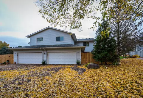7705 Rimbley Rd, Woodbury, MN 55125