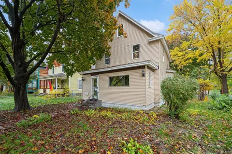 2202 Bryant Ave N, Minneapolis, MN 55411