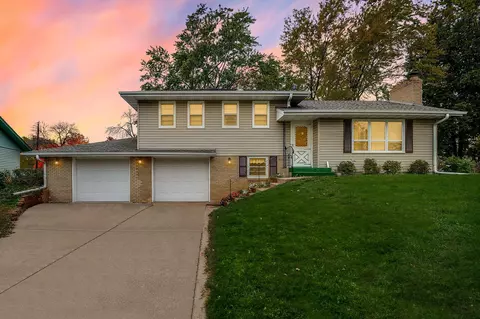 10440 Yukon St NW, Coon Rapids, MN 55433