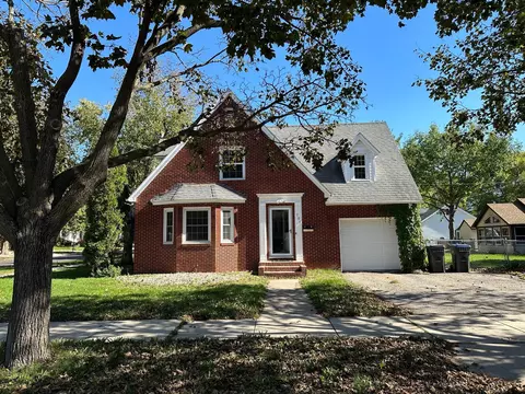 703 Owatonna St, Mankato, MN 56001