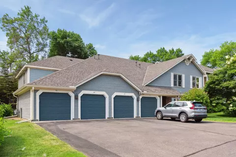 5165 Balmoral Ln, Bloomington, MN 55437