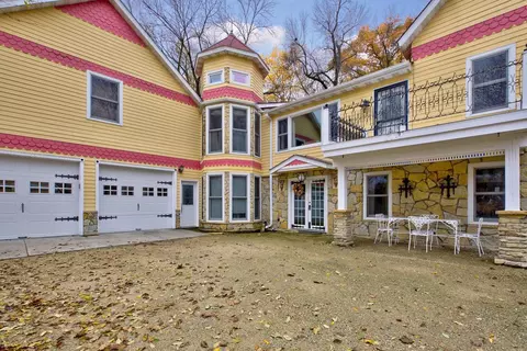 11013 Kellogg Ct, Nerstrand, MN 55053 photo 5