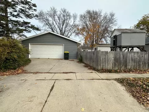 724 9th St SW, Willmar, MN 56201 photo 34