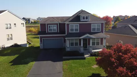 6792 67th St NE, Albertville, MN 55301