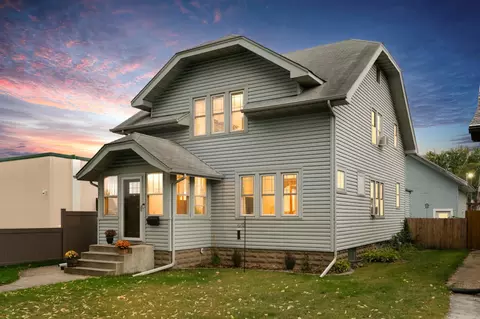 121 6th Ave S, South Saint Paul, MN 55075