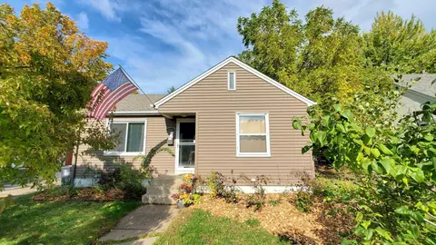 2165 Fremont Ave E, Saint Paul, MN 55119