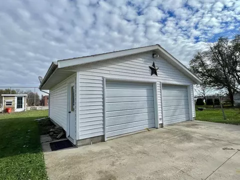 217 N Spring Ave, Springfield, MN 56087 photo 58