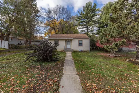 4709 Edgewood Ave N, Crystal, MN 55428