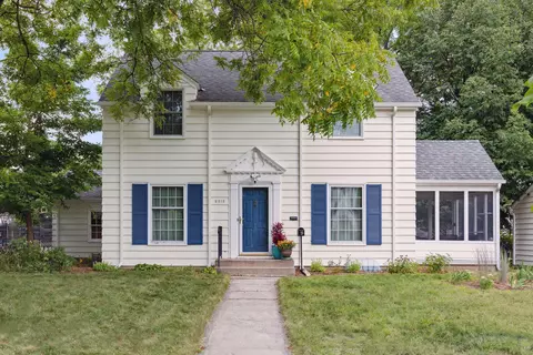 2215 Stinson Blvd, Minneapolis, MN 55418