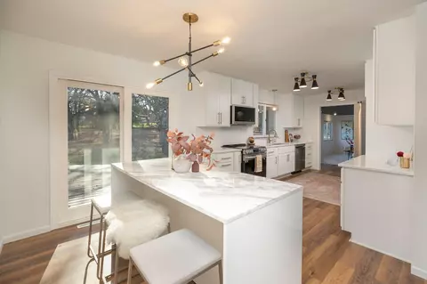 2501 4th Ave NW, Austin, MN 55912