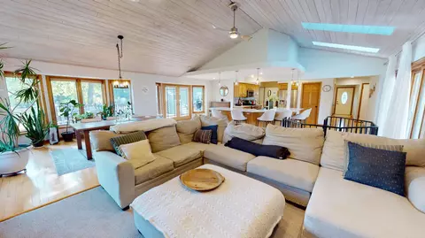 2510 Mayfair Ave, White Bear Lake, MN 55110