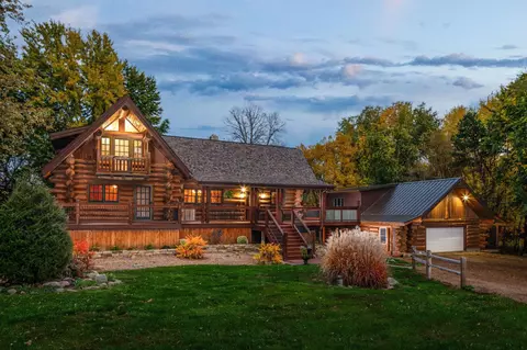 1455 Oxford Ave, Delano, MN 55328