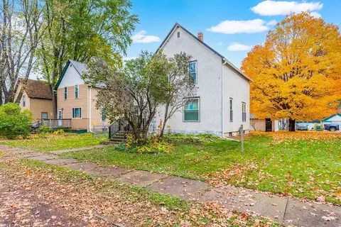 218 3rd St NW, Crosby, MN 56441
