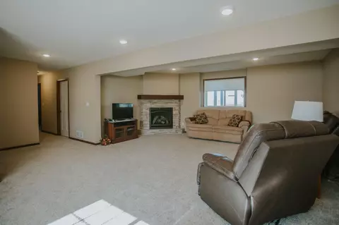 2011 12th Ave NE, Austin, MN 55912 photo 22