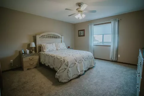 2011 12th Ave NE, Austin, MN 55912 photo 17