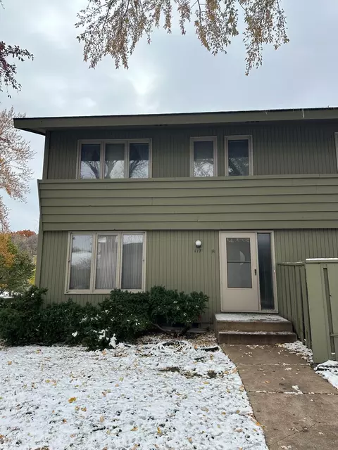 117 Windsor Ct, New Brighton, MN 55112