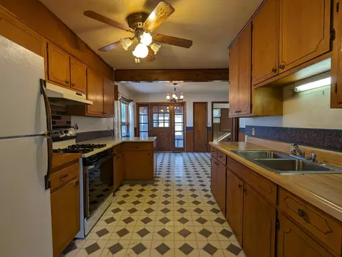 608 Cherry Ave, Albert Lea, MN 56007 photo 9