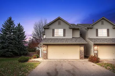 3502 Grafton Ave N, Oakdale, MN 55128