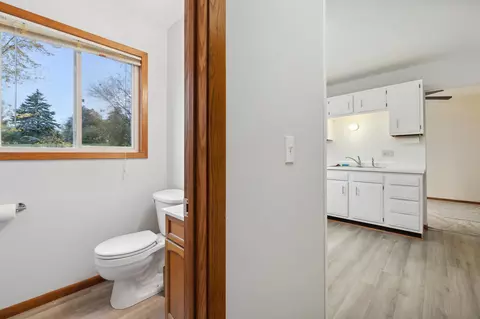 1375 Easter Ln, Eagan, MN 55123 photo 22