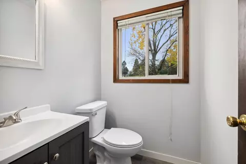 1375 Easter Ln, Eagan, MN 55123 photo 9