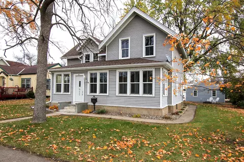 225 Hassan St SE, Hutchinson, MN 55350