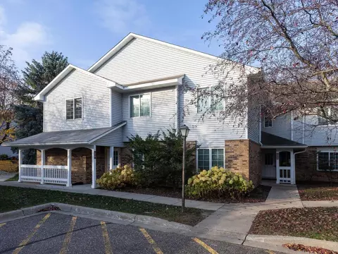 3566 Blue Jay Way #106, Eagan, MN 55123