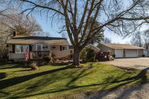 19366 546th Ave, Austin, MN 55912