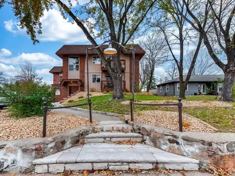 942 Main St NW #G2, Elk River, MN 55330