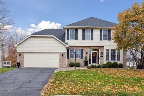 2461 Canton Ct, Mendota Heights, MN 55120