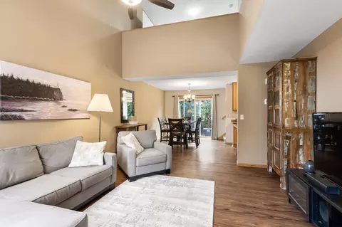 7267 Savanna Ct, Lino Lakes, MN 55014