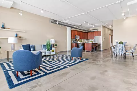 2929 Chicago Ave S #1005, Minneapolis, MN 55407