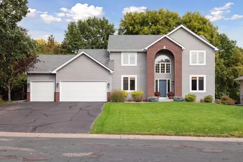 10124 Brookhaven Dr, Woodbury, MN 55129