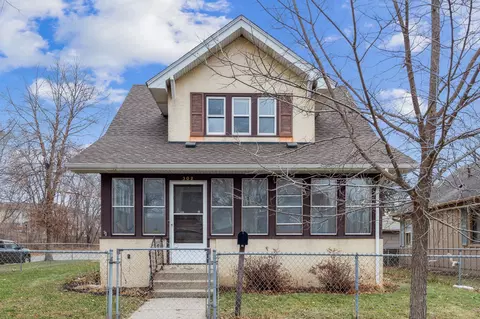 302 Osceola Ave S, Saint Paul, MN 55102