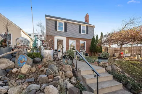 1326 Sherburne Ave, Saint Paul, MN 55104