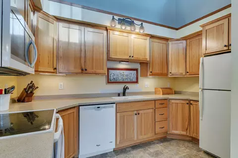 3207 Park Dr, Saint Cloud, MN 56303 photo 4