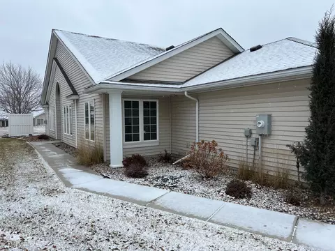 14515 Beverly Ln, Savage, MN 55378
