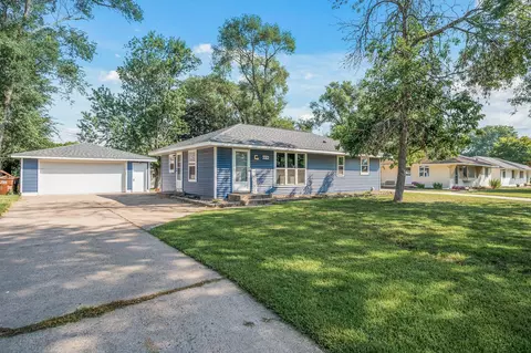 6936 90th St S, Cottage Grove, MN 55016
