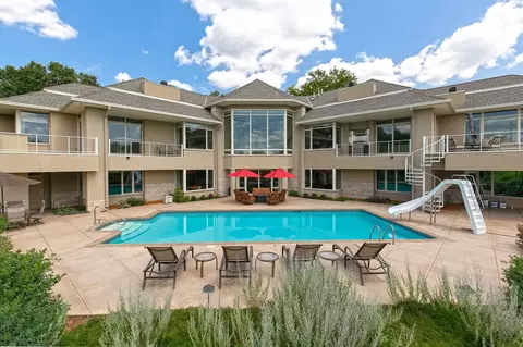808 Great Oaks Trl, Eagan, MN 55123