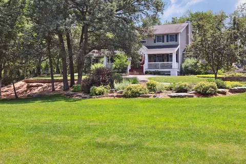 62 Apple Orchard Rd, Dellwood, MN 55110