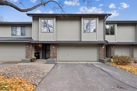 5905 Abbott Pl, Minnetonka, MN 55343
