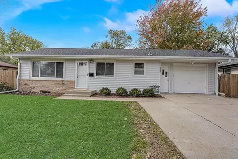 5625 Yates Ave N, Crystal, MN 55429