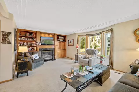 3698 Willbrook Ct, Eagan, MN 55123 photo 23
