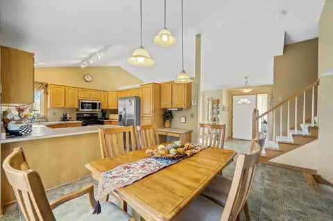 3698 Willbrook Ct, Eagan, MN 55123 photo 14