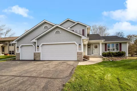 3698 Willbrook Ct, Eagan, MN 55123 photo 4